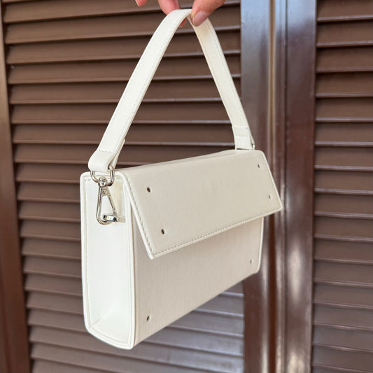 Tracolla corta in similpelle - Bianca